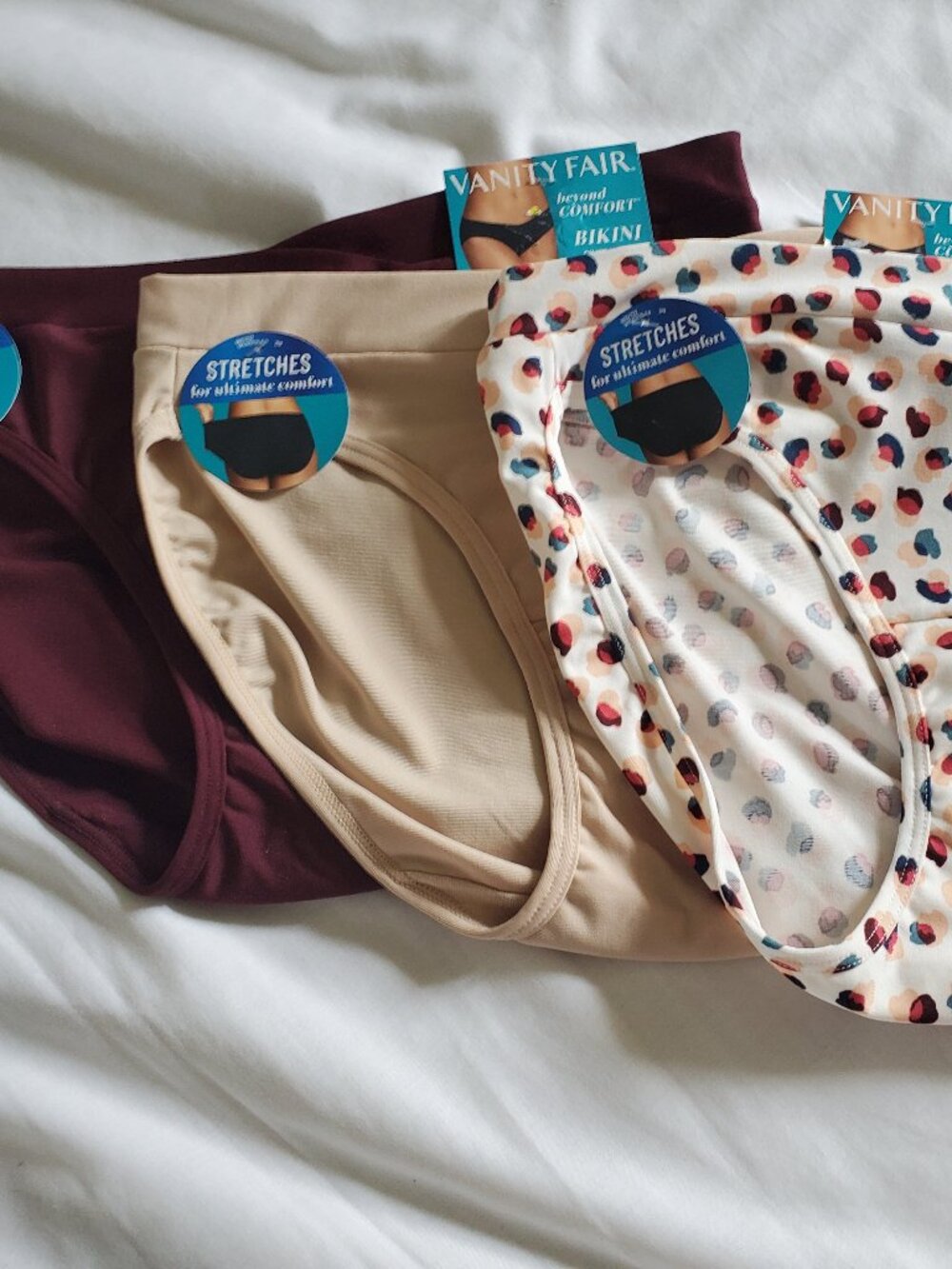 3 Pair Vanity Fair bikini panties sz 6M-NWT